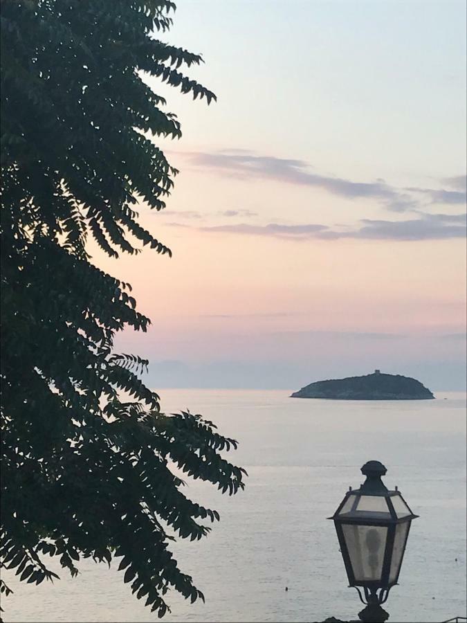 Villa Laregina Grisolia Eksteriør billede